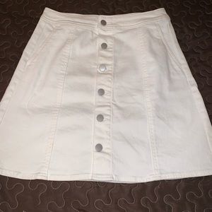 White denim skirt